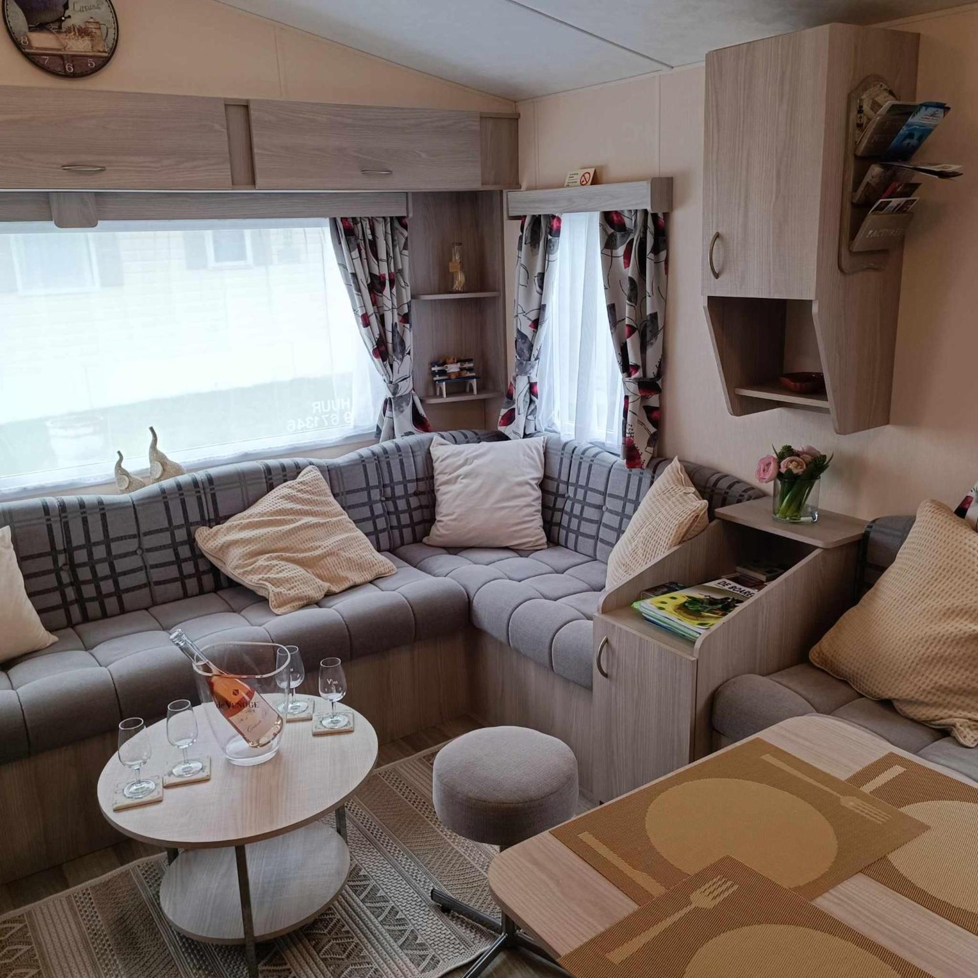 Caravan Aan Zee Arnani Middelkerke Exterior photo